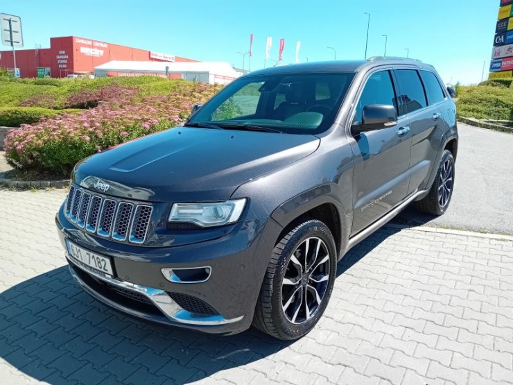 Jeep Grand Cherokee 3,0CRD SUMMIT /VADA MOTORU/ Jeep Grand Cherokee 3,0CRD SUMMIT /VADA MOTORU/