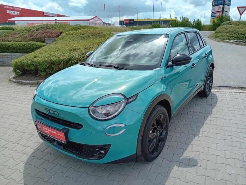 Fiat 600 1,2T HYBRID 145k SPORT /IHNED/